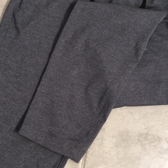 Lululemon On The Fly Pant - Picture 11 of 13